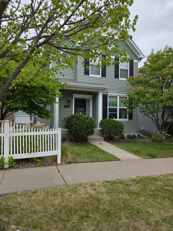10167 Indigo Drive, Eden Prairie, MN 55347 — photo 2