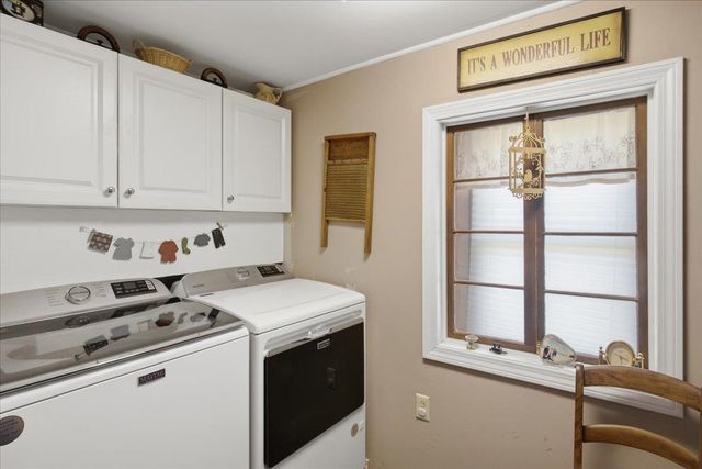1253 Old West Road, Arlington, VT 05250