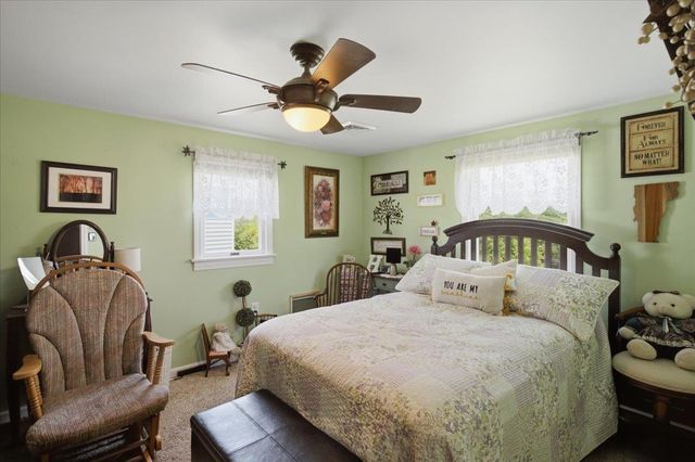 1253 Old West Road, Arlington, VT 05250