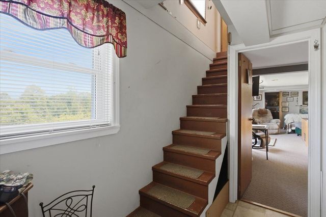 1253 Old West Road, Arlington, VT 05250