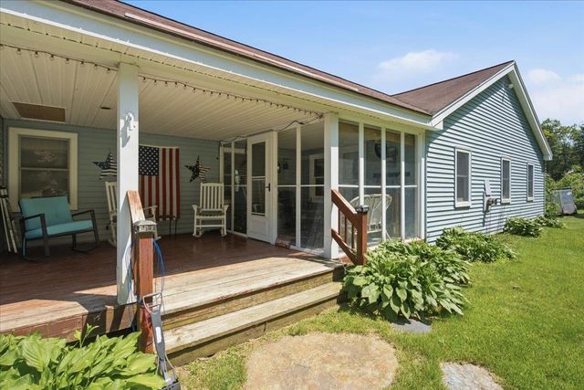 1253 Old West Road, Arlington, VT 05250