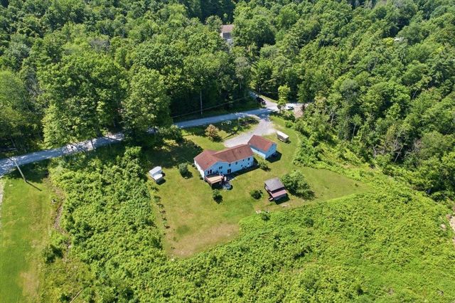 1253 Old West Road, Arlington, VT 05250