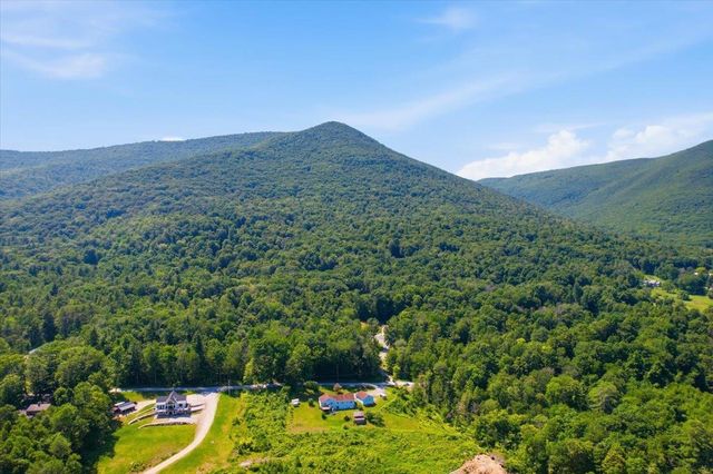 1253 Old West Road, Arlington, VT 05250