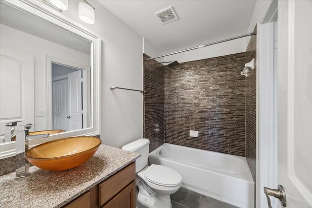 3501 Chenevert Street 7, Houston, TX 77004