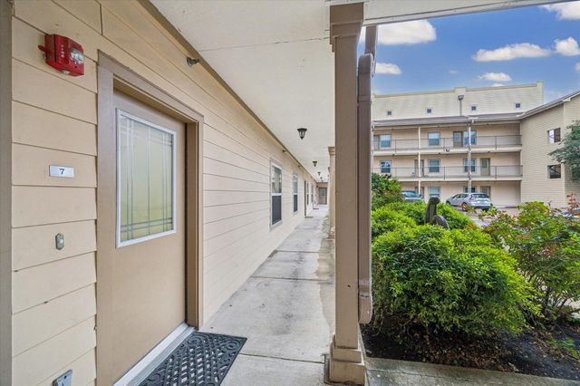 3501 Chenevert Street 7, Houston, TX 77004