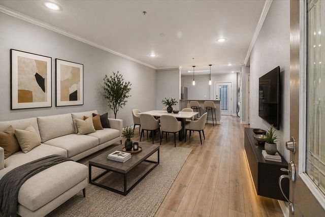 3501 Chenevert Street 7, Houston, TX 77004