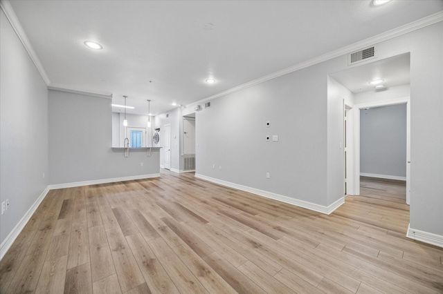 3501 Chenevert Street 7, Houston, TX 77004