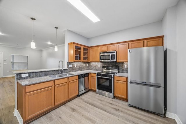 3501 Chenevert Street 7, Houston, TX 77004
