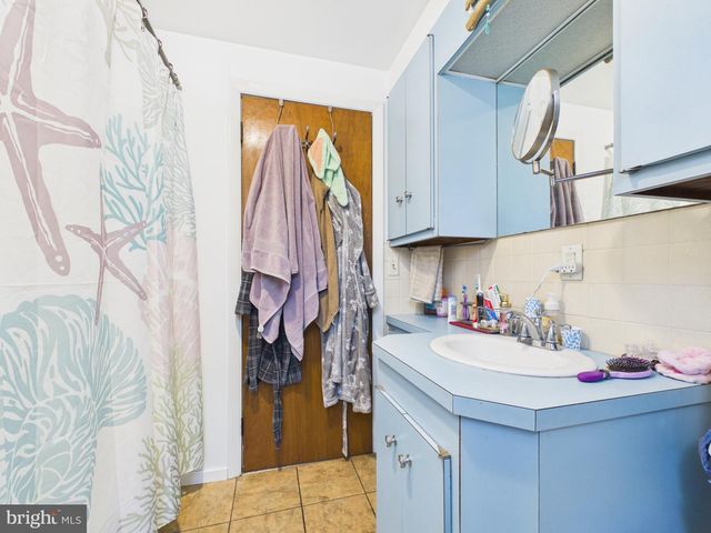 1357 W PHILADELPHIA ST, York, PA 17404