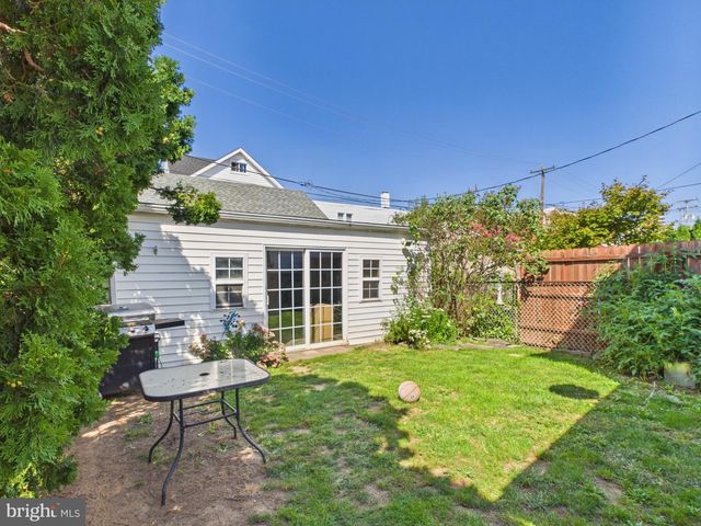 1357 W PHILADELPHIA ST, York, PA 17404