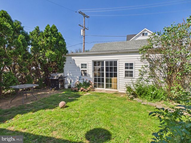 1357 W PHILADELPHIA ST, York, PA 17404