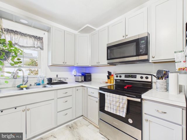 1357 W PHILADELPHIA ST, York, PA 17404