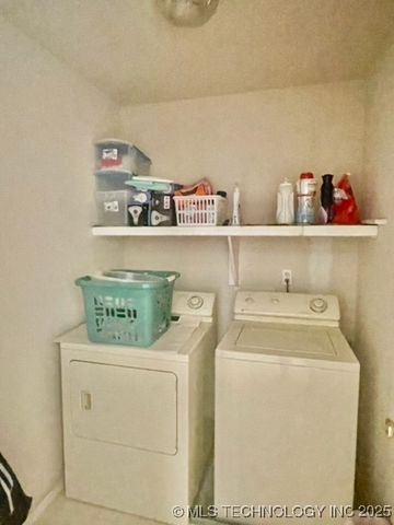 9203 E 87th Place, Tulsa, OK 74133