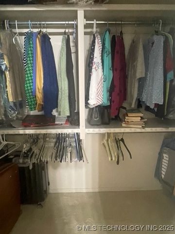 9203 E 87th Place, Tulsa, OK 74133