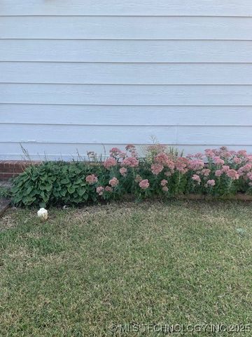 9203 E 87th Place, Tulsa, OK 74133