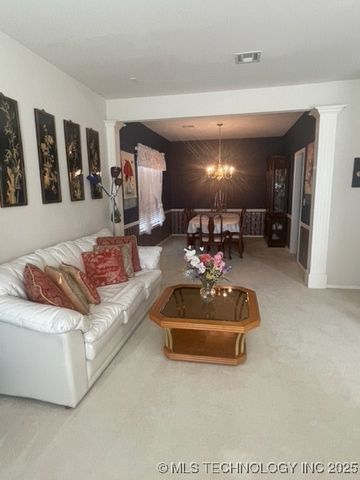 9203 E 87th Place, Tulsa, OK 74133