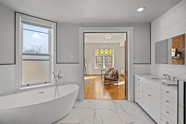 561 E 4th Street, Newport, KY 41071