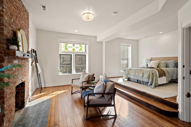 561 E 4th Street, Newport, KY 41071