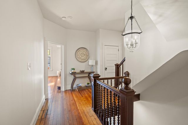 561 E 4th Street, Newport, KY 41071