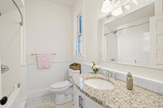 561 E 4th Street, Newport, KY 41071