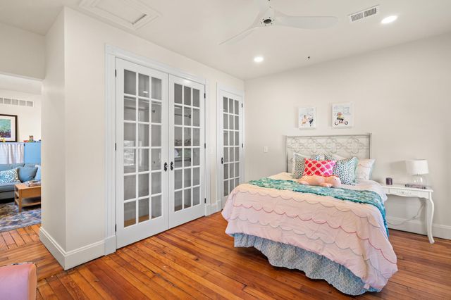 561 E 4th Street, Newport, KY 41071