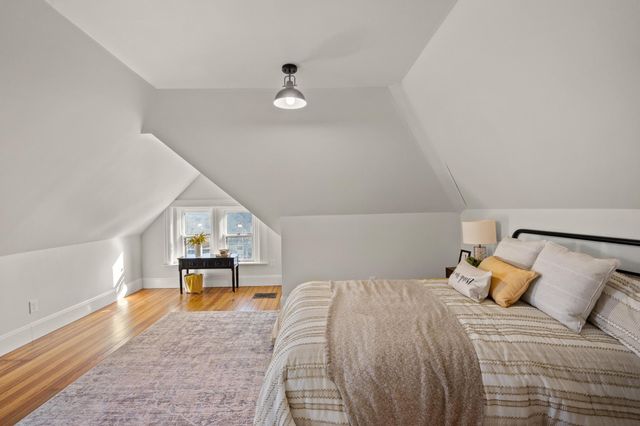 561 E 4th Street, Newport, KY 41071