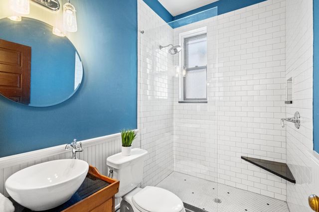 561 E 4th Street, Newport, KY 41071