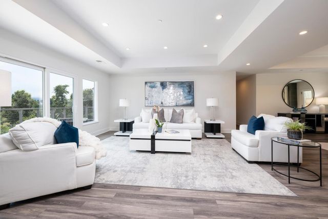 30 Calaveras Court, Hillsborough, CA 94010