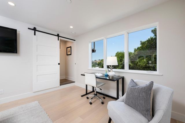 30 Calaveras Court, Hillsborough, CA 94010