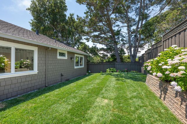 30 Calaveras Court, Hillsborough, CA 94010