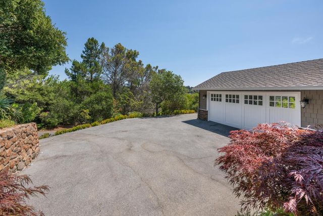 30 Calaveras Court, Hillsborough, CA 94010