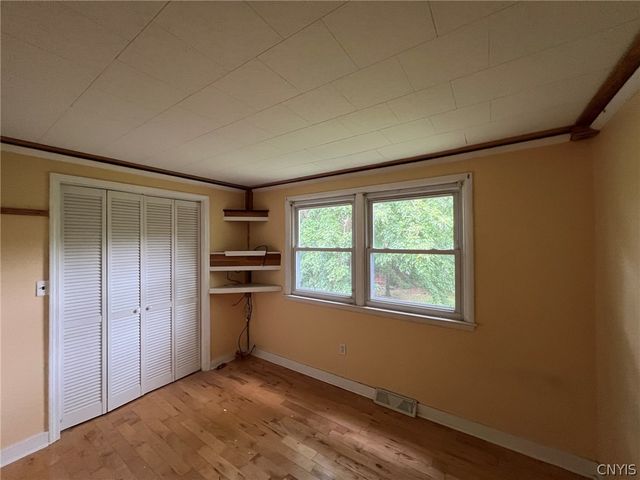 102 South Manor Drive, Manlius, NY 13057