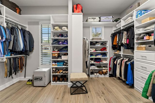 4581 MAJESTIC HILLS LOOP, Brooksville, FL 34601