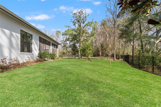 4581 MAJESTIC HILLS LOOP, Brooksville, FL 34601