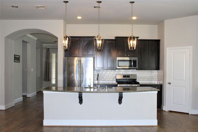 10025 Preserve Way, Conroe, TX 77385