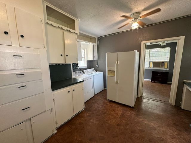 6818 Stearns Street, Houston, TX 77021