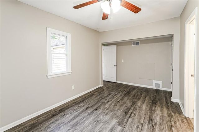 7933 N Jefferson Street, Kansas City, MO 64118