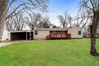 7933 N Jefferson Street, Kansas City, MO 64118