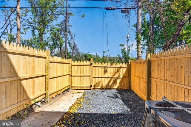 2518 W FAYETTE ST, Baltimore, MD 21223