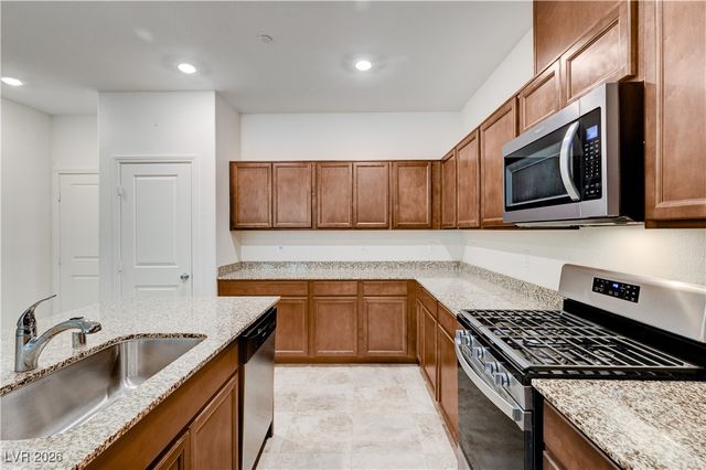 1022 Belton Lake Avenue, North Las Vegas, NV 89086