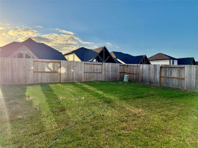 1111 Luna Drive, Missouri City, TX 77459