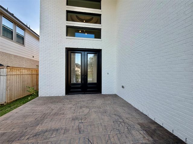 1111 Luna Drive, Missouri City, TX 77459