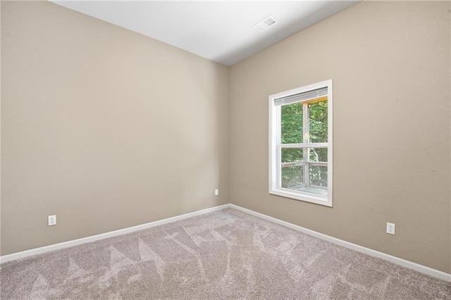 5805 Thousand Oaks Drive, Parkville, MO 64152