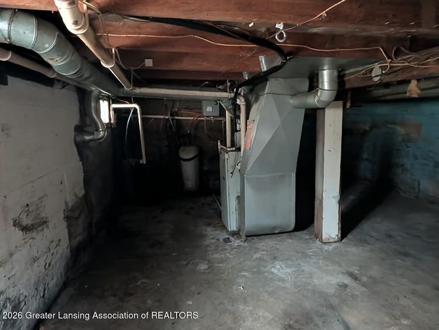 215 E 2nd North Street, Laingsburg, MI 48848