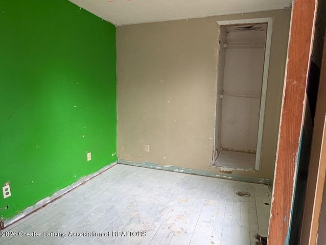 215 E 2nd North Street, Laingsburg, MI 48848