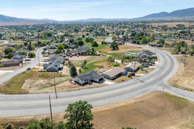 22612 Mariposa Road, Tehachapi, CA 93561