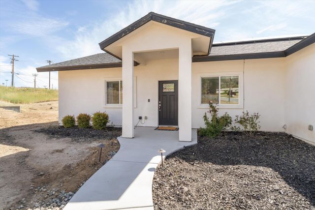 22612 Mariposa Road, Tehachapi, CA 93561