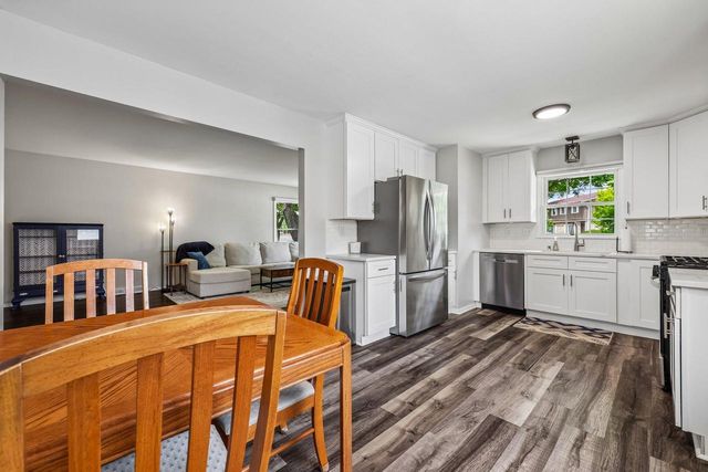 9807 W Morgan AVENUE, Milwaukee, WI 53228