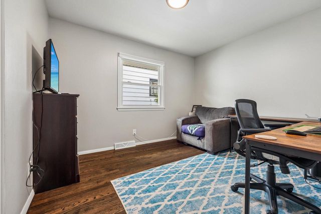9807 W Morgan AVENUE, Milwaukee, WI 53228