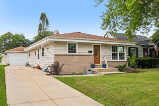 9807 W Morgan AVENUE, Milwaukee, WI 53228